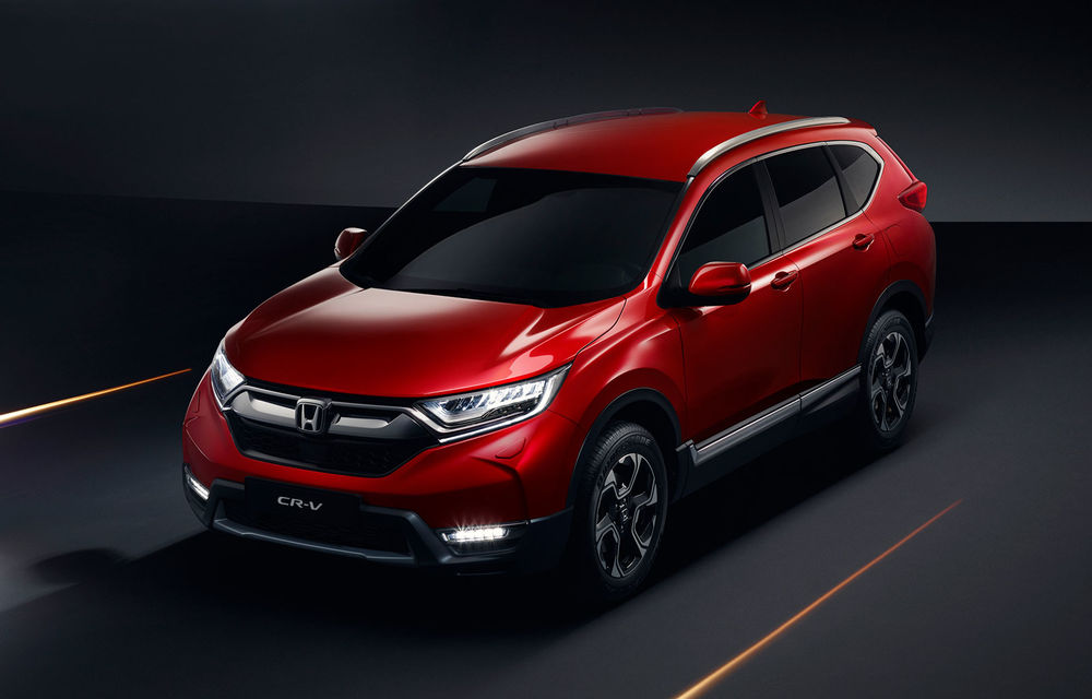 Noua generație Honda CR-V se lansează în Europa: SUV-ul japonez va avea o versiune hibridă, dar renunță la diesel - Poza 1