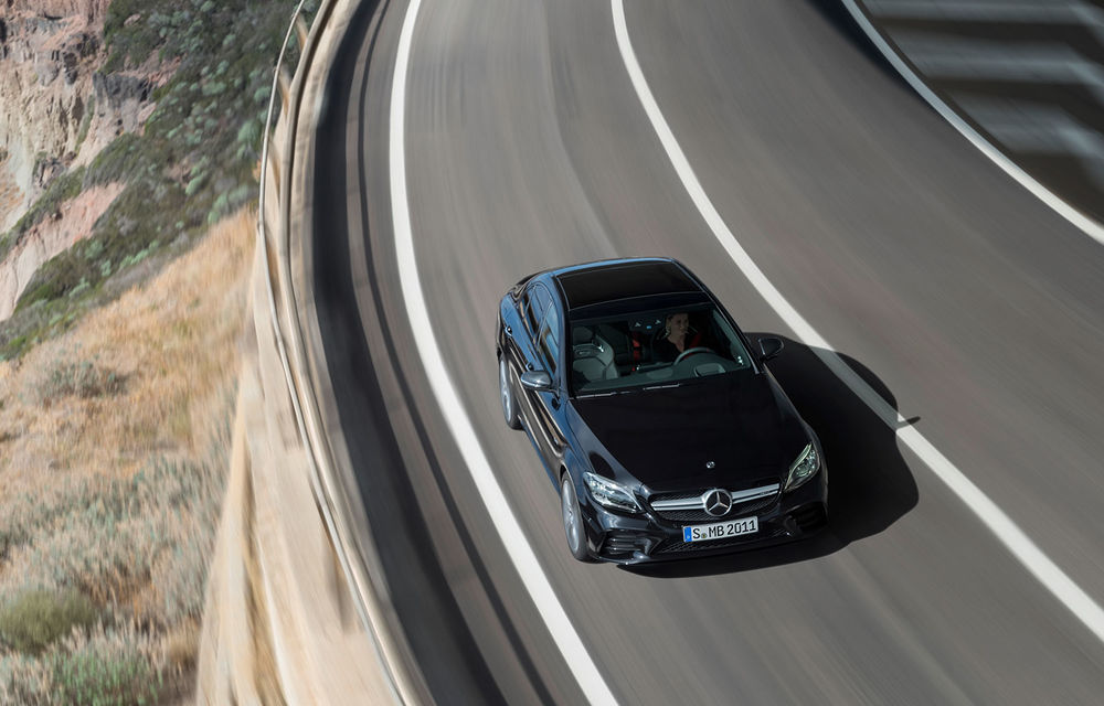 Mercedes-AMG C43 4Matic facelift: modificări exterioare subtile și motor V6 biturbo de 390 CP - Poza 9