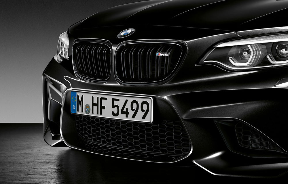 BMW M2 Coupe Edition Black Shadow: ediție specială cu modificări de design pentru cel mai vândut model din gama M - Poza 6