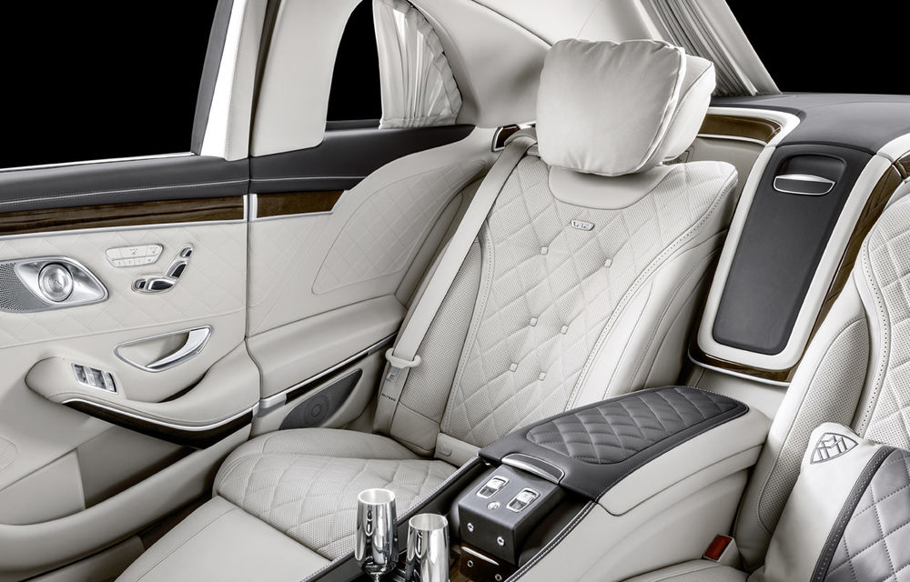 Mercedes-Maybach Pullman primește mici îmbunătățiri: o nouă grilă și mai multe opțiuni pentru pasagerii din spate - Poza 9
