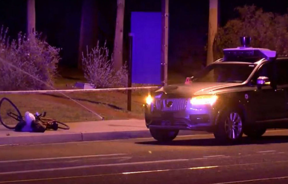 Prima victimă făcută de o mașină autonomă: un Volvo XC90 de la Uber a acroșat fatal o femeie în SUA. Poliție: &quot;Accidentul era greu de evitat&quot; - Poza 1