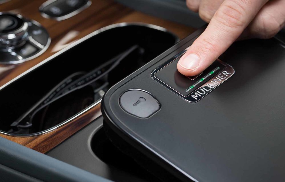 Divizia Mulliner oferă o casetă de valori pentru Bentley Bentayga: accesul se realizează pe baza amprentei digitale - Poza 4