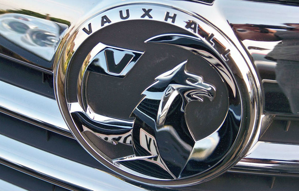 Reorganizare pregătită de francezi: PSA se gândeşte să închidă 100 de dealeri Vauxhall în Marea Britanie - Poza 1