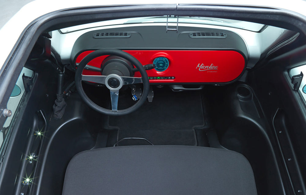 Cu aromă retro: o companie din Elveția lansează un model electric cu design inspirat de clasicul Isetta - Poza 6