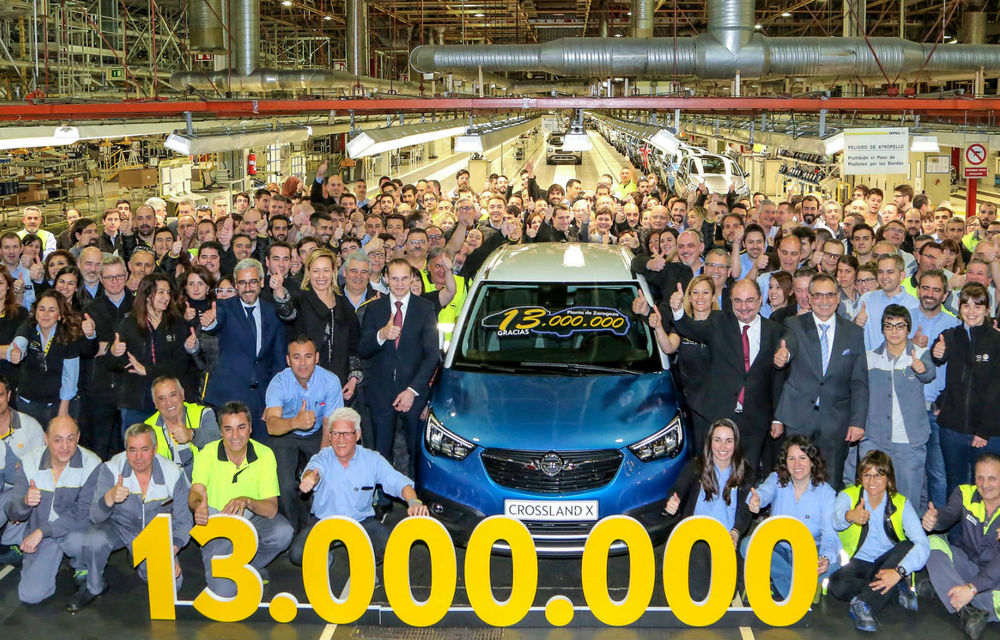 Sărbătoare în familia PSA: 13 milioane de mașini asamblate în cadrul fabricii Opel din Zaragoza - Poza 1