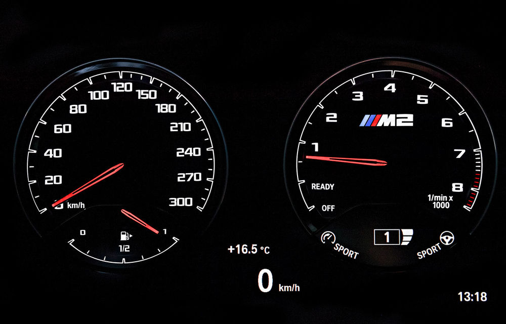 BMW M2 Competition, visul puriștilor: cutie manuală și motor de 410 CP derivat din cel de pe M3 - Poza 42
