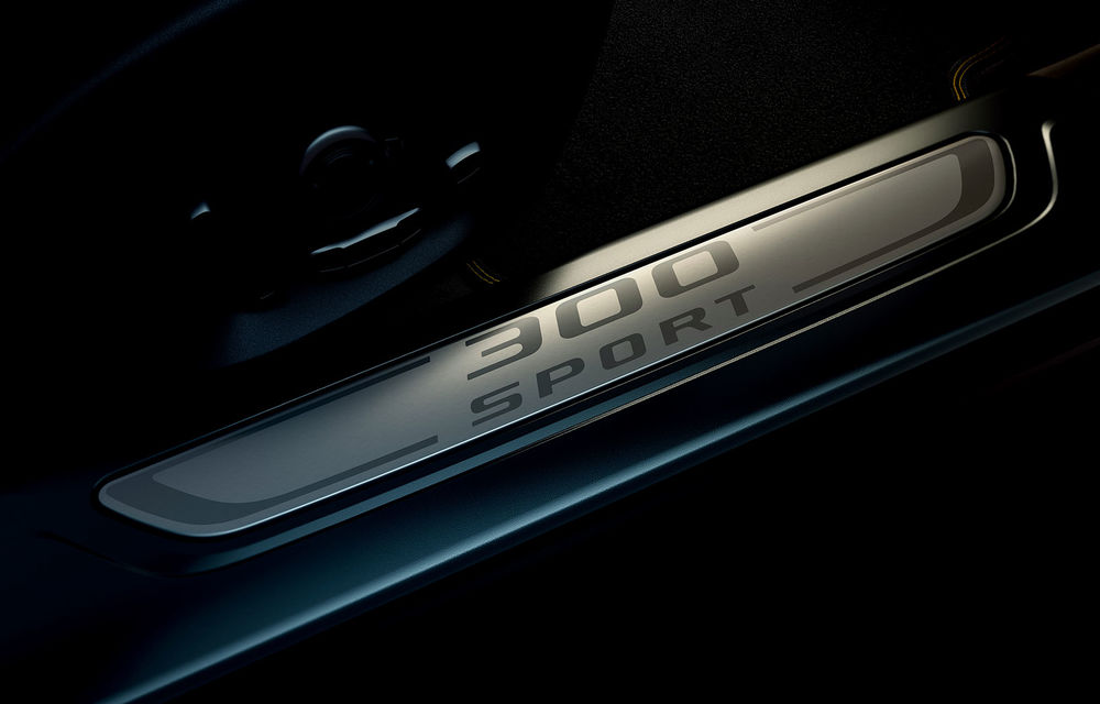 Jaguar introduce noile XE și XF 300 Sport: motor de 2.0 litri benzină cu 300 de cai putere - Poza 34