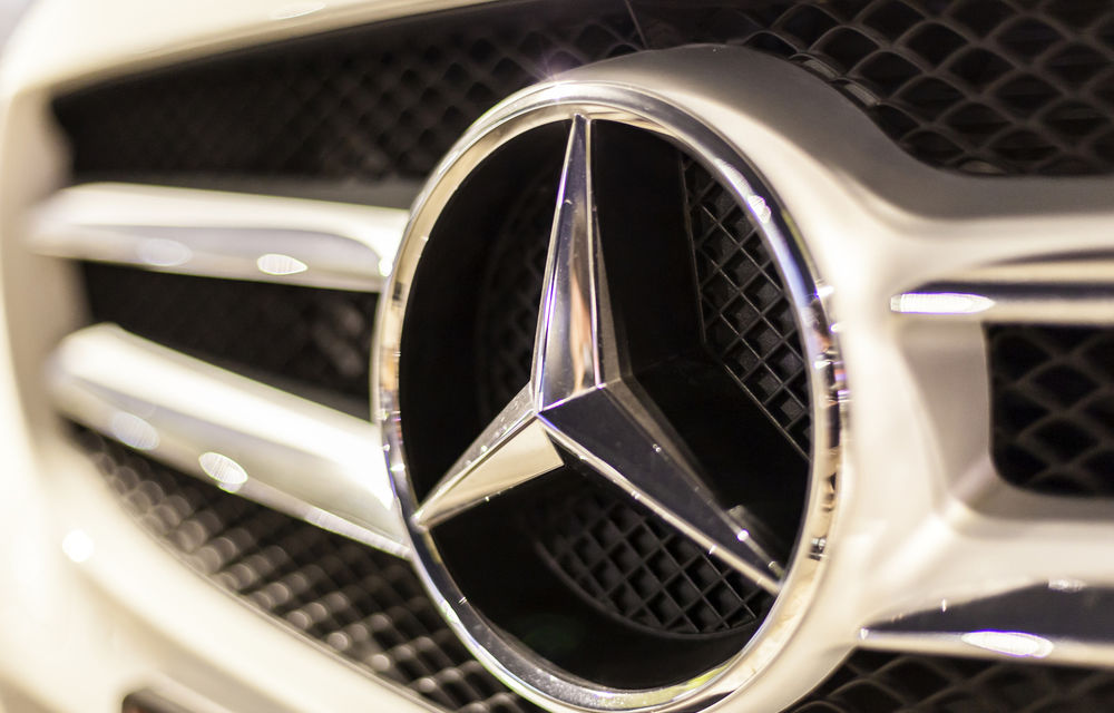 Mercedes ar putea furniza motoare către Volvo: nemții vor să cumpere o parte din acțiunile constructorului suedez - Poza 1
