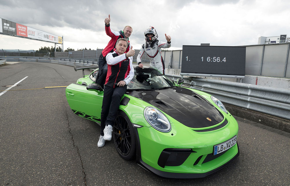 Performanță pe Iadul Verde: Porsche 911 GT3 RS facelift a parcurs circuitul de la Nurburgring în mai puțin de 7 minute - Poza 5
