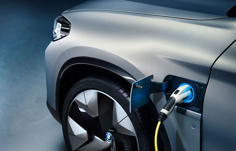 BMW iX3 Concept: 270 CP și autonomie de 400 de kilometri pentru SUV-ul electric care se va lansa în versiune de serie în 2020 - Poza 16