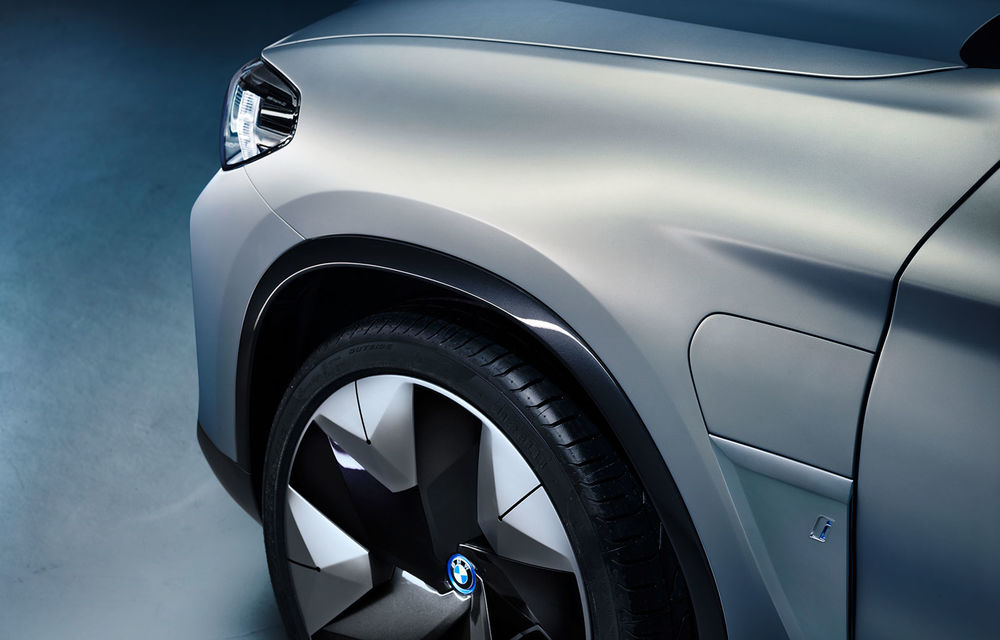 BMW iX3 Concept: 270 CP și autonomie de 400 de kilometri pentru SUV-ul electric care se va lansa în versiune de serie în 2020 - Poza 14