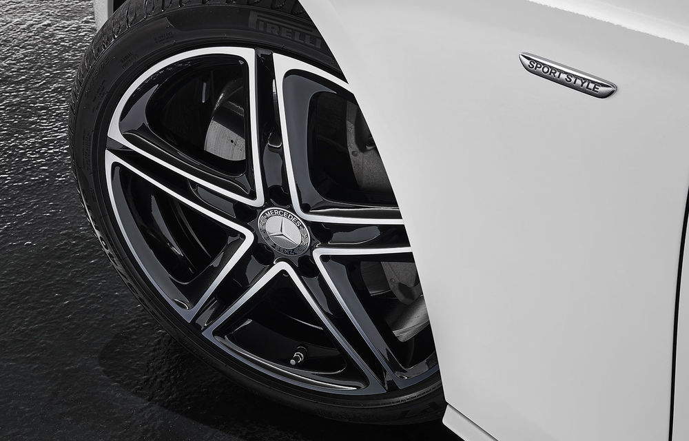 Mercedes-Benz a pregătit îmbunătățiri pentru Clasa E Sedan și T-Modell: sisteme de asistență noi și versiune AMG E 53 4Matic+ - Poza 10