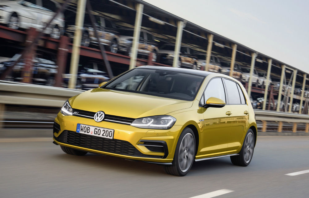 Volkswagen Golf, cea mai vândută mașină în Europa în primele 3 luni ale anului: Renault Clio și Ford Fiesta completează podiumul - Poza 1