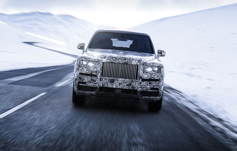 Rolls-Royce Cullinan mai face un pas către debut: teaser cu SUV-ul britanic ce va fi dezvăluit pe 10 mai - Poza 4