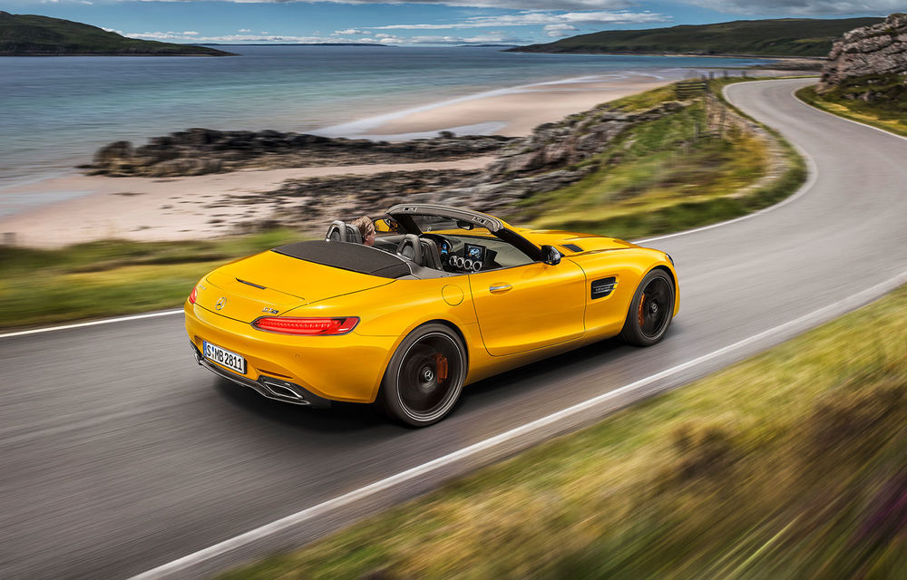 O nouă decapotabilă în familia AMG: noul Mercedes-AMG GT S Roadster are 522 de cai putere - Poza 8