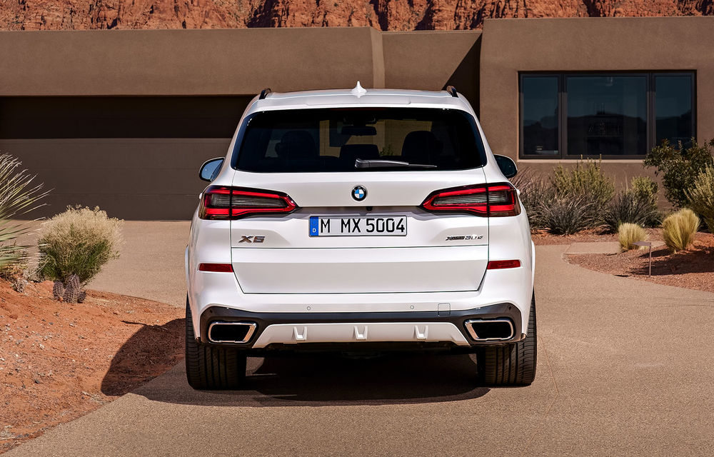 Noua generație BMW X5 se prezintă oficial: SUV-ul primește motoare diesel mai puternice, direcție integrală și un pachet off-road - Poza 26