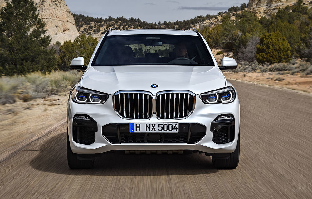 Noua generație BMW X5 se prezintă oficial: SUV-ul primește motoare diesel mai puternice, direcție integrală și un pachet off-road - Poza 16