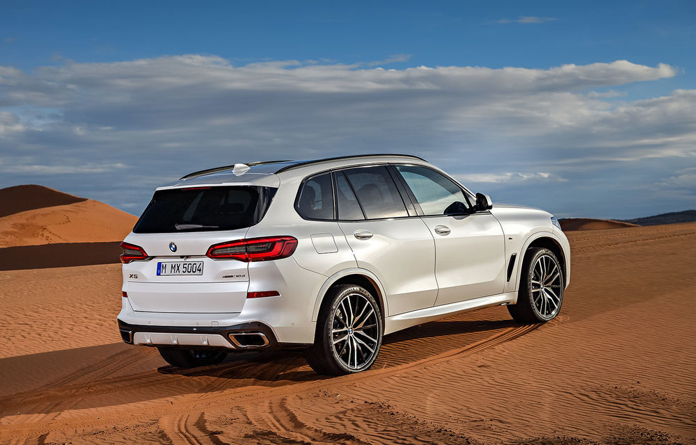 Noua generație BMW X5 se prezintă oficial: SUV-ul primește motoare diesel mai puternice, direcție integrală și un pachet off-road - Poza 5