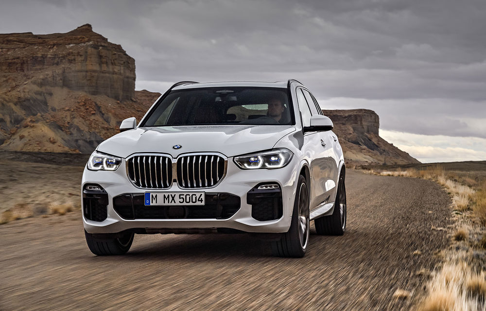 Noua generație BMW X5 se prezintă oficial: SUV-ul primește motoare diesel mai puternice, direcție integrală și un pachet off-road - Poza 15