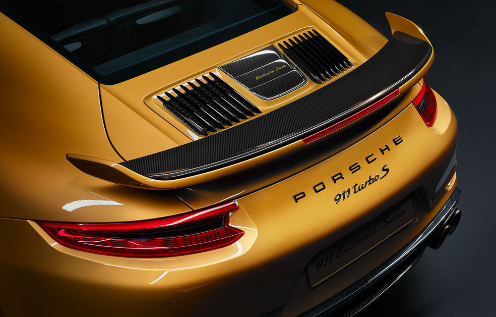 Noua generație Porsche 911 debutează în noiembrie: tehnologii noi și motoare mai puternice - Poza 1