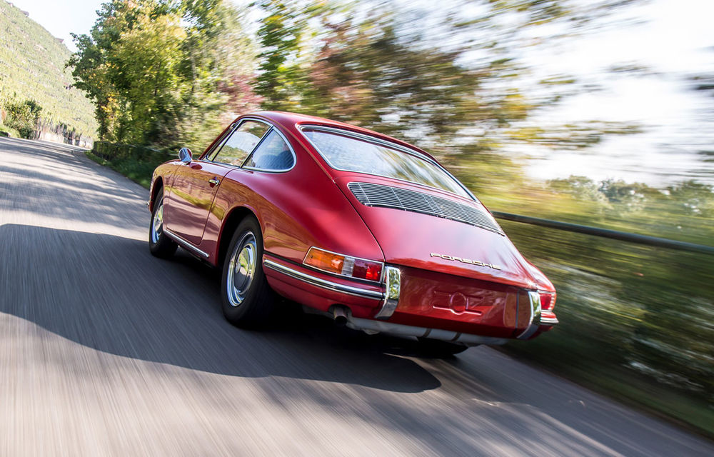 REPORTAJ: Cum a fost la petrecerea Porsche 70 de ani - Poza 45