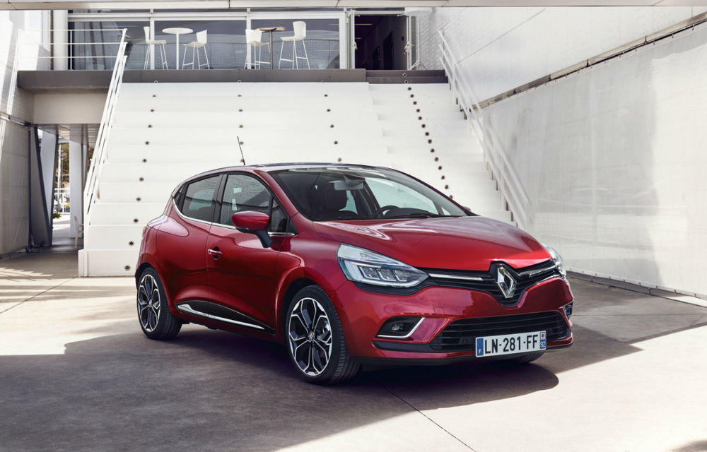 Detalii despre noua generație Renault Clio: lansare în 2019, interior complet refăcut și tehnologii de ultimă generație - Poza 1