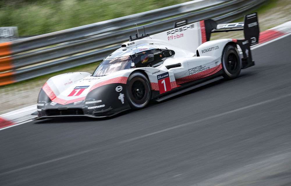 Porsche a doborât recordul all-time pe Nurburgring: prototipul 919 Hybrid Evo a parcurs Iadul Verde în 5 minute și 19.55 secunde - Poza 2