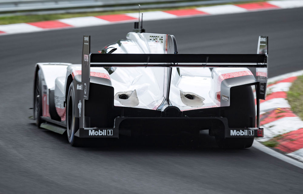 Porsche a doborât recordul all-time pe Nurburgring: prototipul 919 Hybrid Evo a parcurs Iadul Verde în 5 minute și 19.55 secunde - Poza 5
