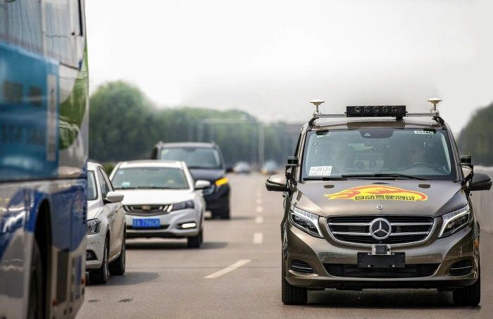 După BMW, Mercedes: constructorul german a primit “undă verde” la teste cu mașini autonome în China - Poza 1