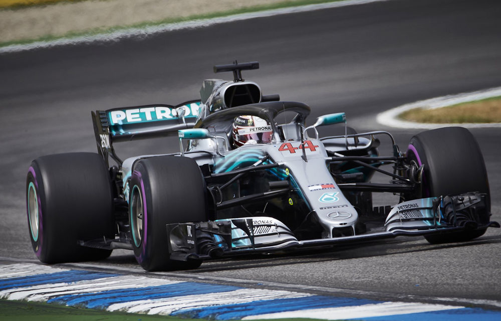 Hamilton produce surpriza: britanicul a plecat de pe 14 și a câștigat în Germania după ce Vettel a abandonat pe ploaie - Poza 1
