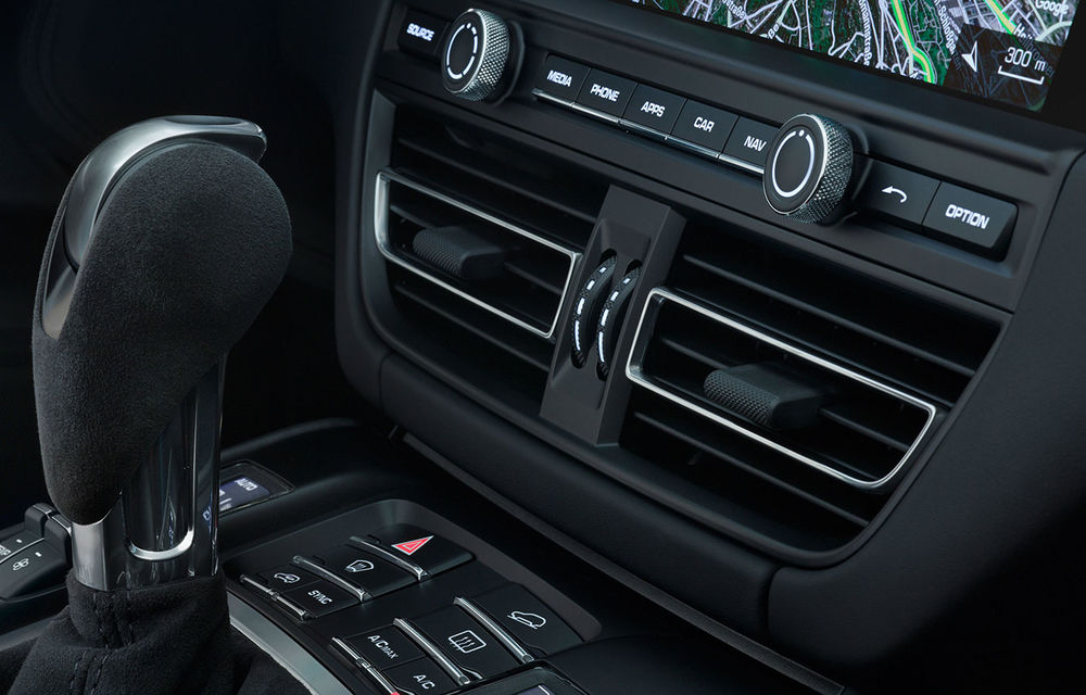 Porsche Macan facelift: modificări estetice minore și ecran tactil de 11 inch - Poza 14