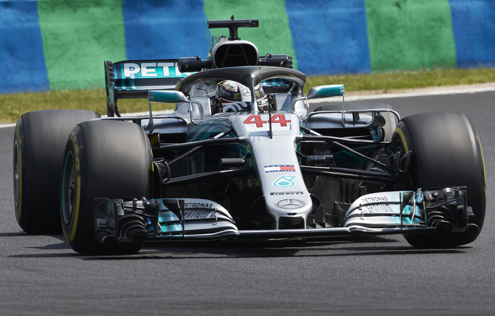 Hamilton, pole position pe ploaie în Ungaria în fața lui Bottas! Raikkonen și Vettel ocupă a doua linie a grilei - Poza 1