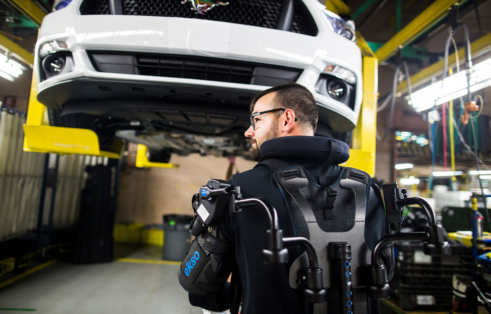 Grijă pentru angajați: Ford introduce exoscheleți pentru muncitorii din 15 uzine - Poza 1