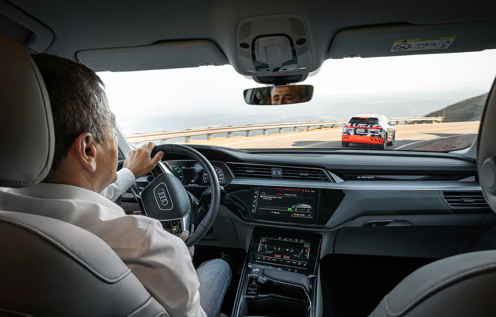 Detalii noi despre viitorul SUV Audi e-tron: putere maximă de 402 CP și o autonomie de peste 400 de kilometri. Debutul este programat în 17 septembrie - Poza 42