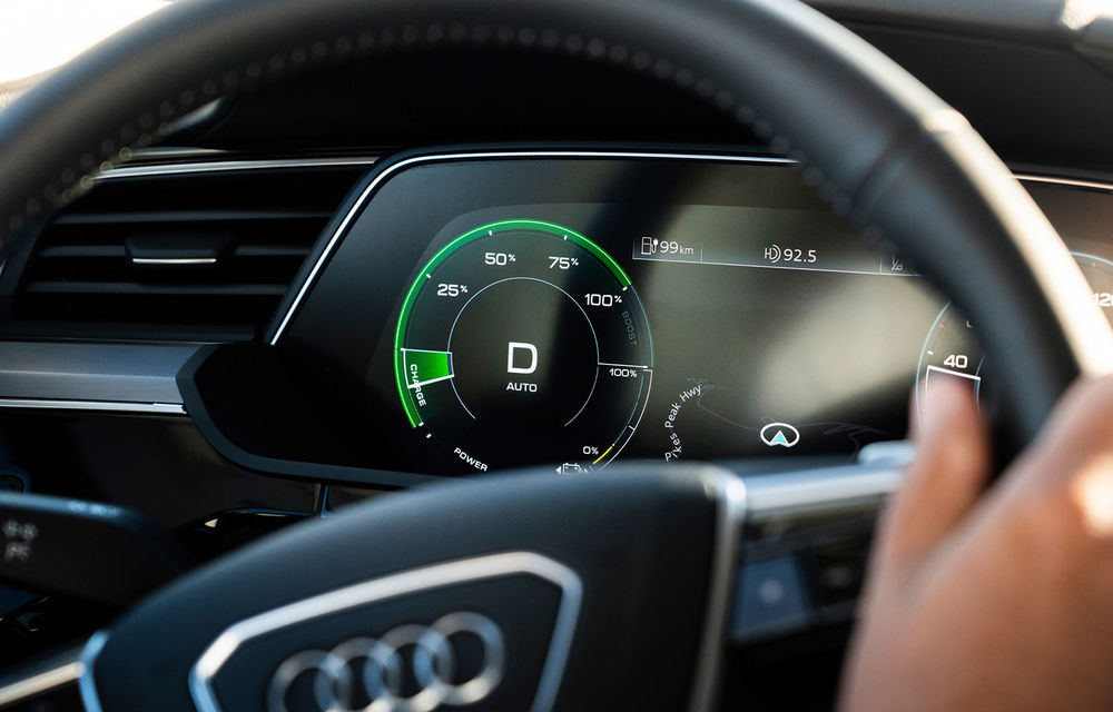 Detalii noi despre viitorul SUV Audi e-tron: putere maximă de 402 CP și o autonomie de peste 400 de kilometri. Debutul este programat în 17 septembrie - Poza 47