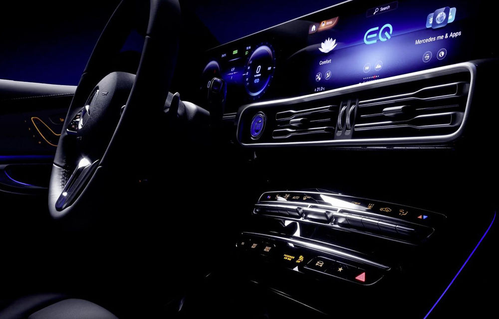 Prima imagine cu interiorul lui Mercedes EQC: SUV-ul electric va prelua ecranele de pe Clasa A - Poza 1