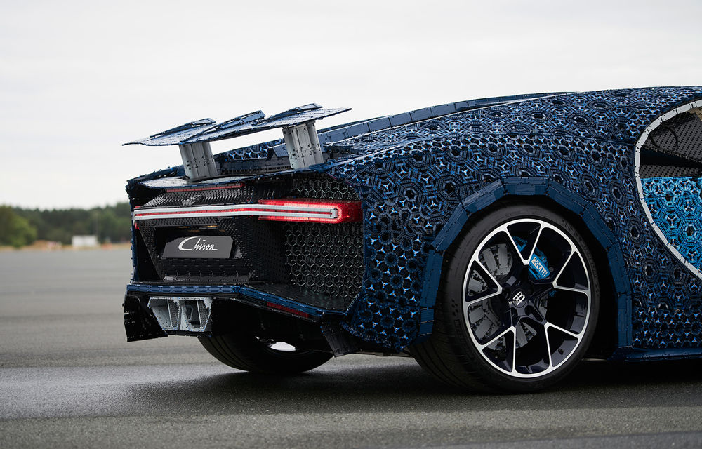 Lego a construit un Bugatti Chiron în mărime naturală: mașina este funcțională și poate rula cu peste 20 km/h - Poza 21