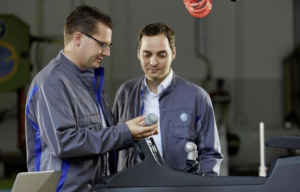 Volkswagen vrea să introducă piese imprimate 3D în producția de masă: “Scopul este să le integrăm cât mai repede în viitoarele noastre modele” - Poza 1