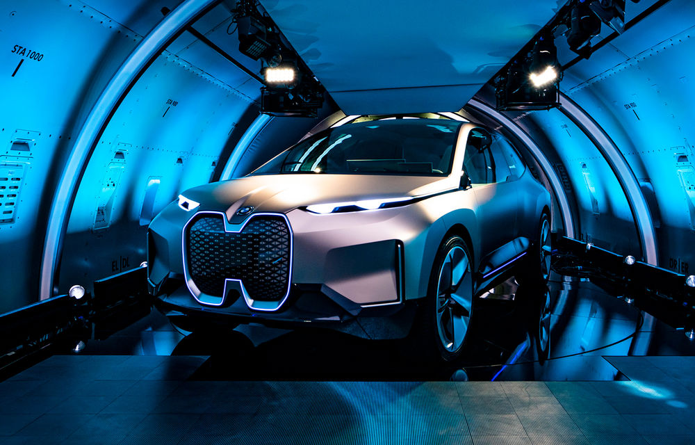 BMW Vision iNext: conceptul care anticipează tehnologiile și interiorul mașinilor autonome ale germanilor. Versiunea de serie debutează în 2021 - Poza 13