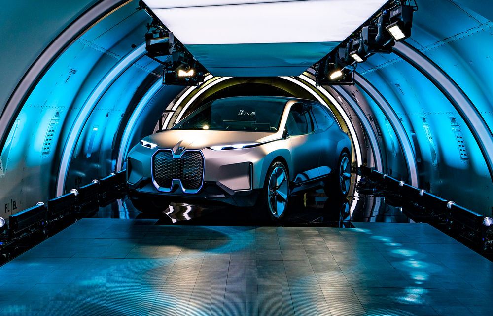 BMW Vision iNext: conceptul care anticipează tehnologiile și interiorul mașinilor autonome ale germanilor. Versiunea de serie debutează în 2021 - Poza 16