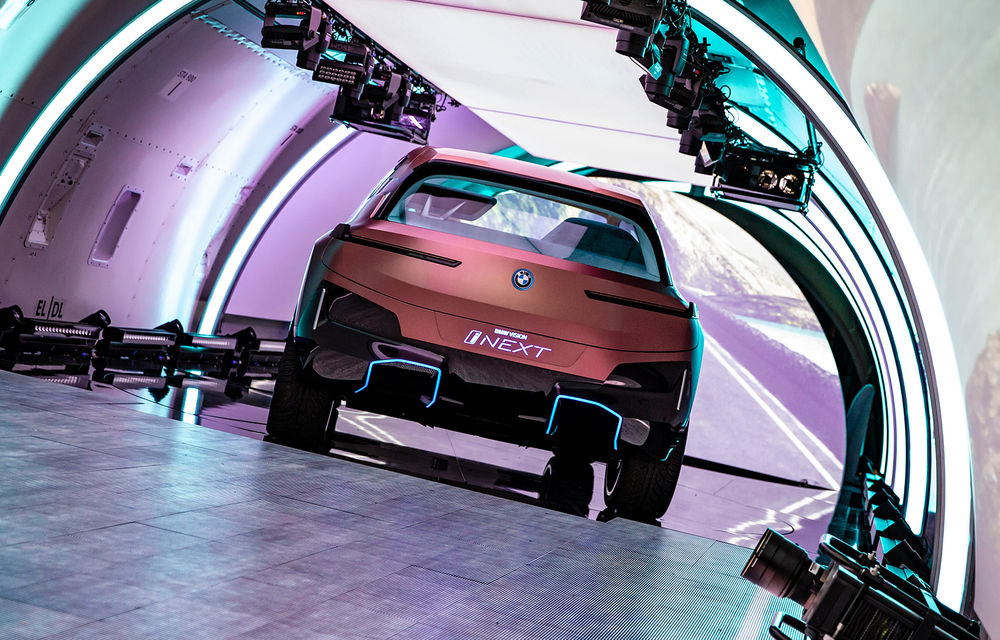 BMW Vision iNext: conceptul care anticipează tehnologiile și interiorul mașinilor autonome ale germanilor. Versiunea de serie debutează în 2021 - Poza 4
