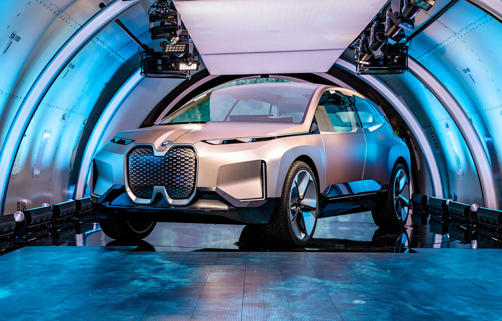 BMW Vision iNext: conceptul care anticipează tehnologiile și interiorul mașinilor autonome ale germanilor. Versiunea de serie debutează în 2021 - Poza 2