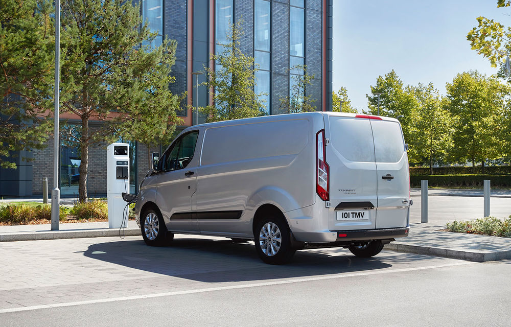 Ford lansează versiunea Transit Custom PHEV: autonomie electrică de 50 de kilometri și motorul 1.0 EcoBoost cu funcție de range extender - Poza 3