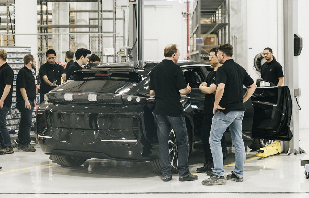Faraday Future a realizat primul exemplar de pre-producție pentru SUV-ul electric FF 91: livrările încep în 2019 - Poza 2