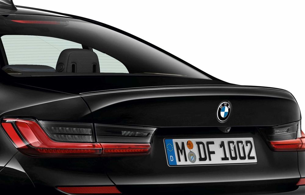 Acesta este noul BMW Seria 3 G20: A șaptea generație a modelului german, &quot;scăpată&quot; pe internet înainte de prezentarea oficială - Poza 22