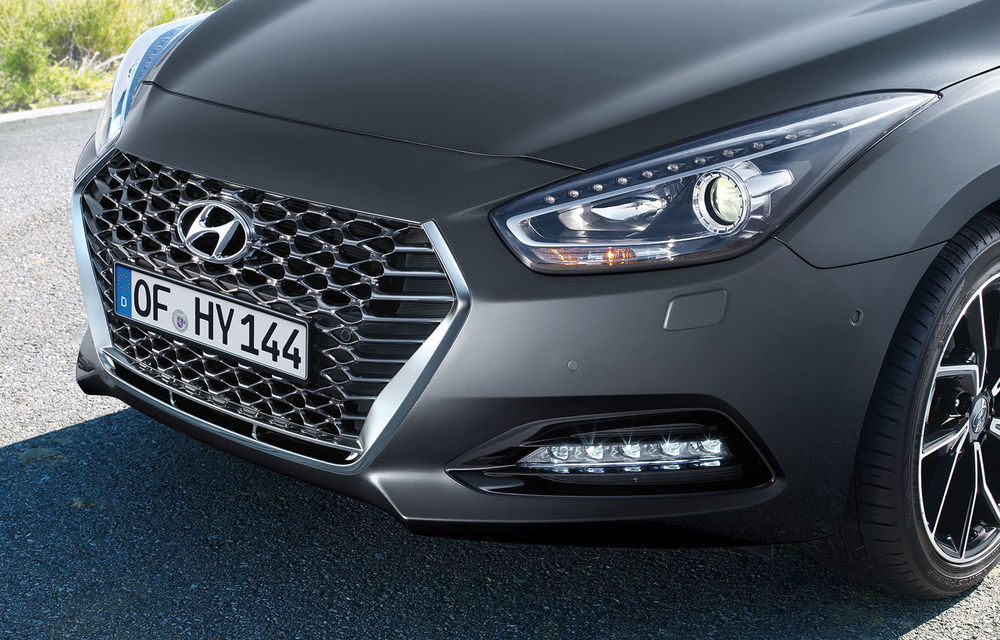 Îmbunătățiri în gama Hyundai i40: mici modificări estetice, sisteme noi de siguranță și apariția motorului diesel de 1.6 litri - Poza 5