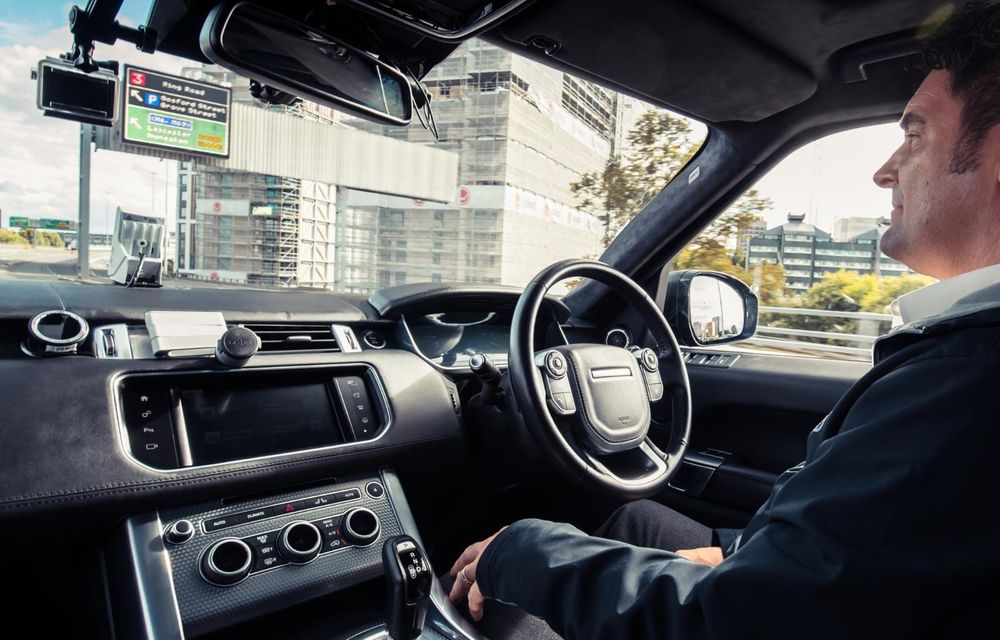 Un Range Rover Sport autonom a fost testat cu succes în Marea Britanie: “Vrem ca mașinile autonome să devină o realitate pentru clienți în cel mult 10 ani” - Poza 1