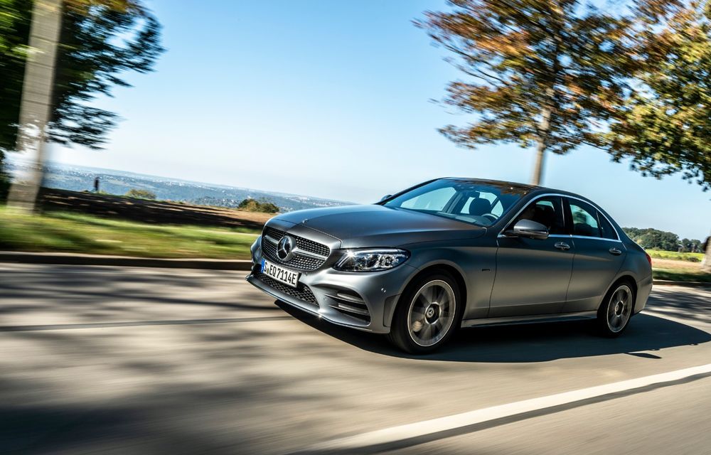 Detalii despre versiunea Mercedes-Benz C300de: plug-in hybrid diesel-electric cu 306 CP și autonomie electrică de până la 57 de kilometri - Poza 16