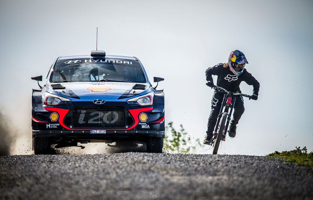 Cursă neobișnuită: un Hyundai i20 WRC și o bicicletă se întrec în inima Portugaliei - Poza 8