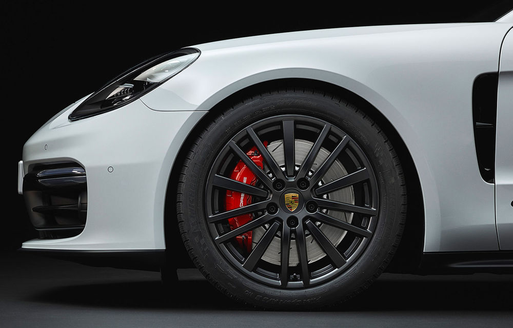 Porsche lansează noile Panamera GTS și Panamera Sport Turismo GTS: motor V8 biturbo de 460 CP și comportament dinamic îmbunătățit - Poza 6
